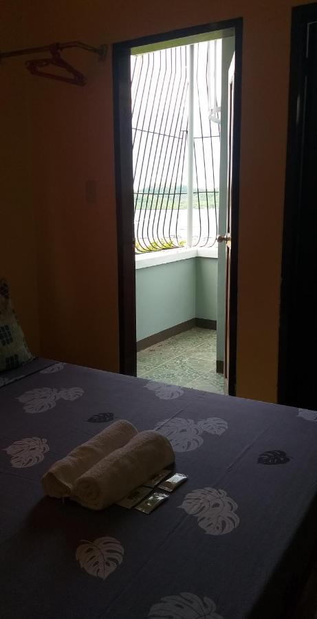 Divine Castle Travelers Inn Coron Exterior photo